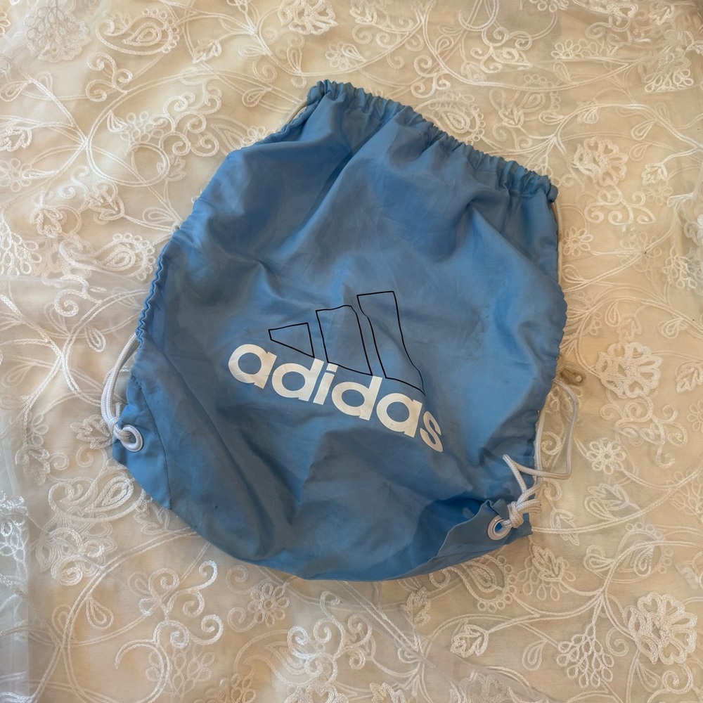 NEW* Adidas Sky Blue Drawstring Backpack - Picture 4 of 5